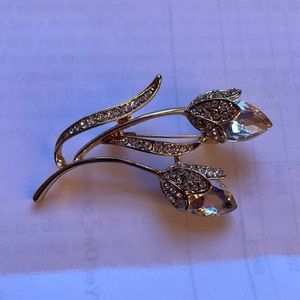 New Silver Plated Pin